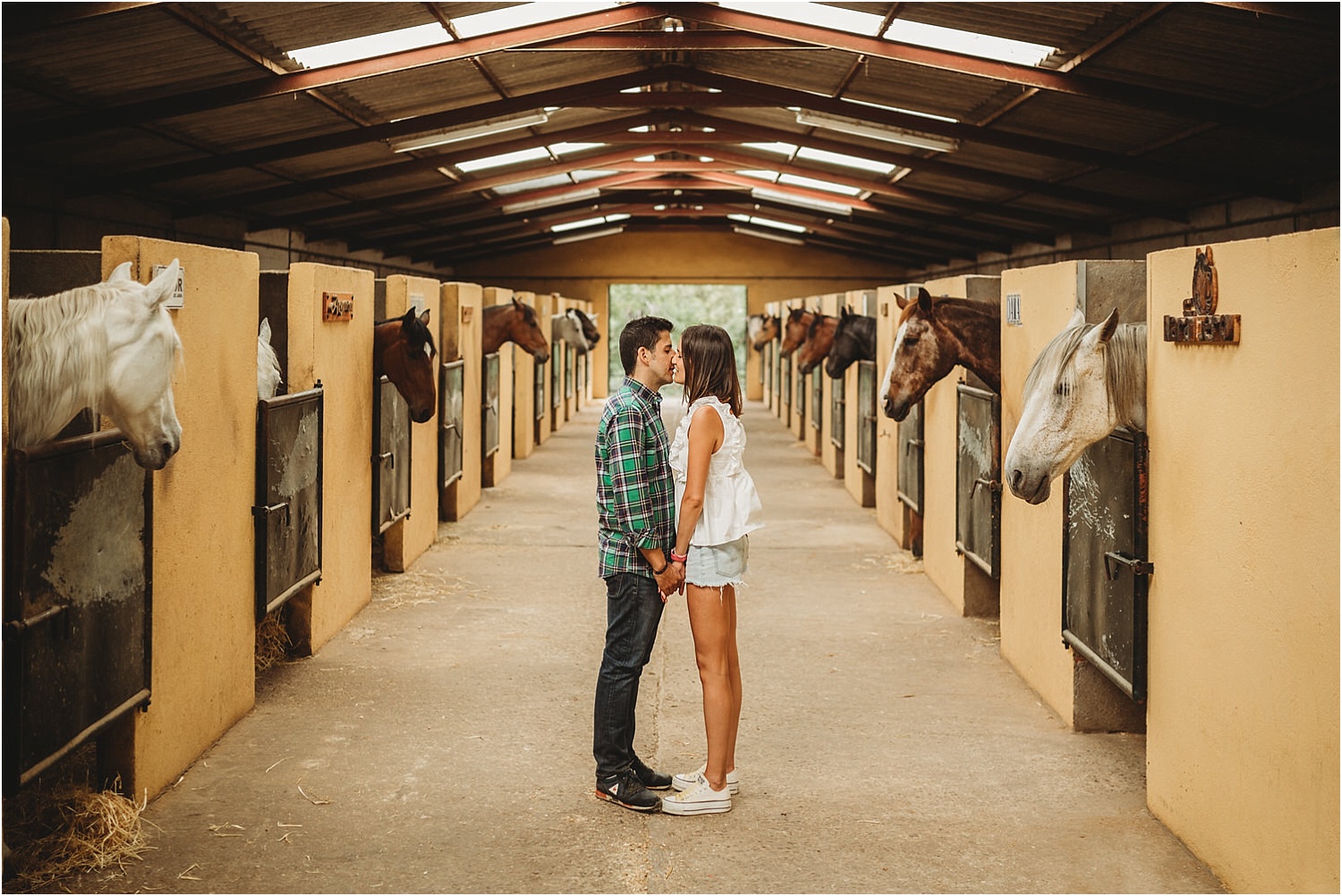 Sesión de pareja a caballo en Madrid y la Sierra de Guadarrama.