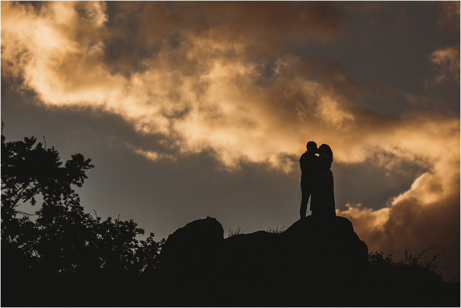 Fotografía de pareja al atardecer