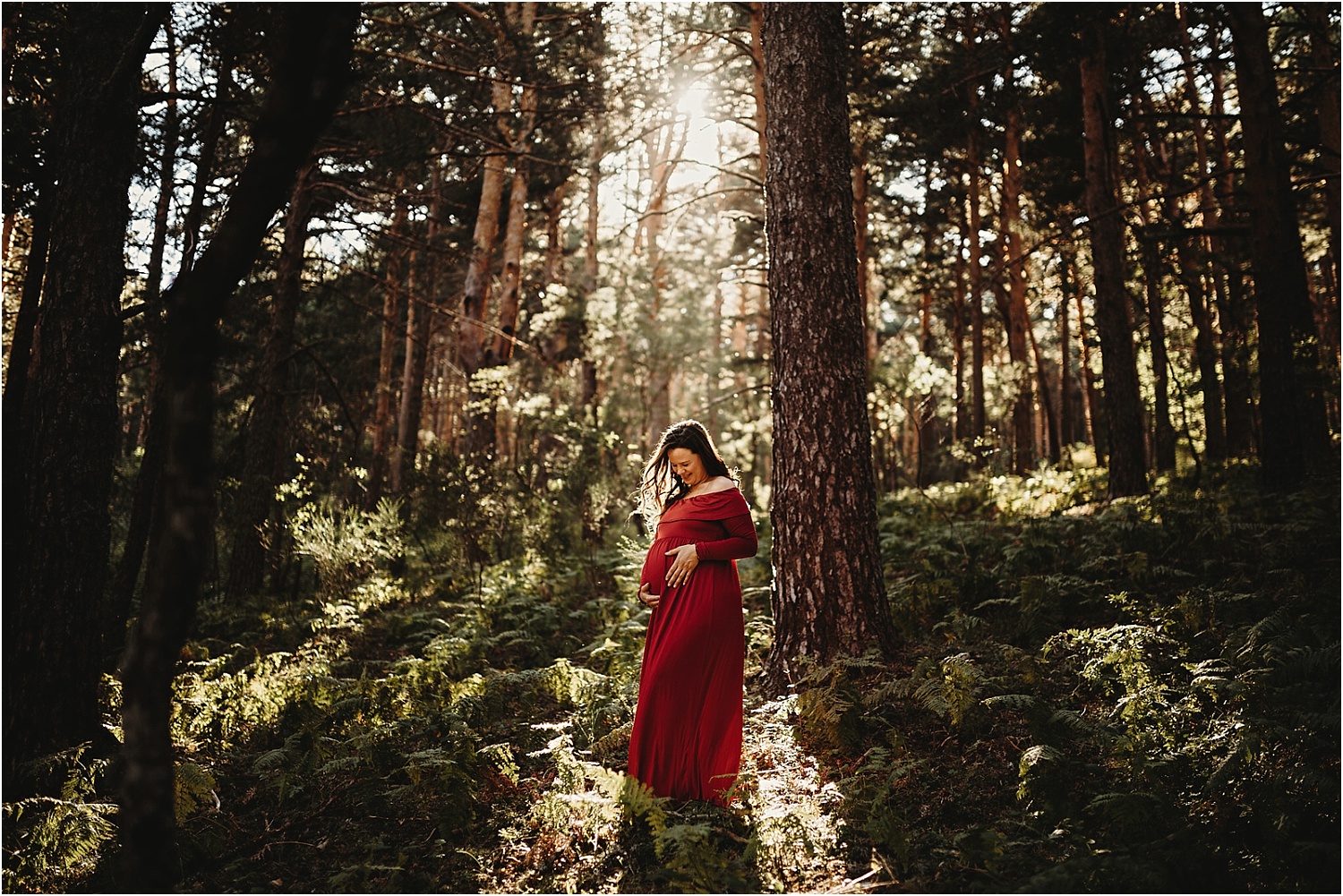 sesion de fotos de embarazada en el bosque