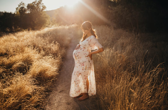 Sesión de fotos de embarazada en Navacerrada